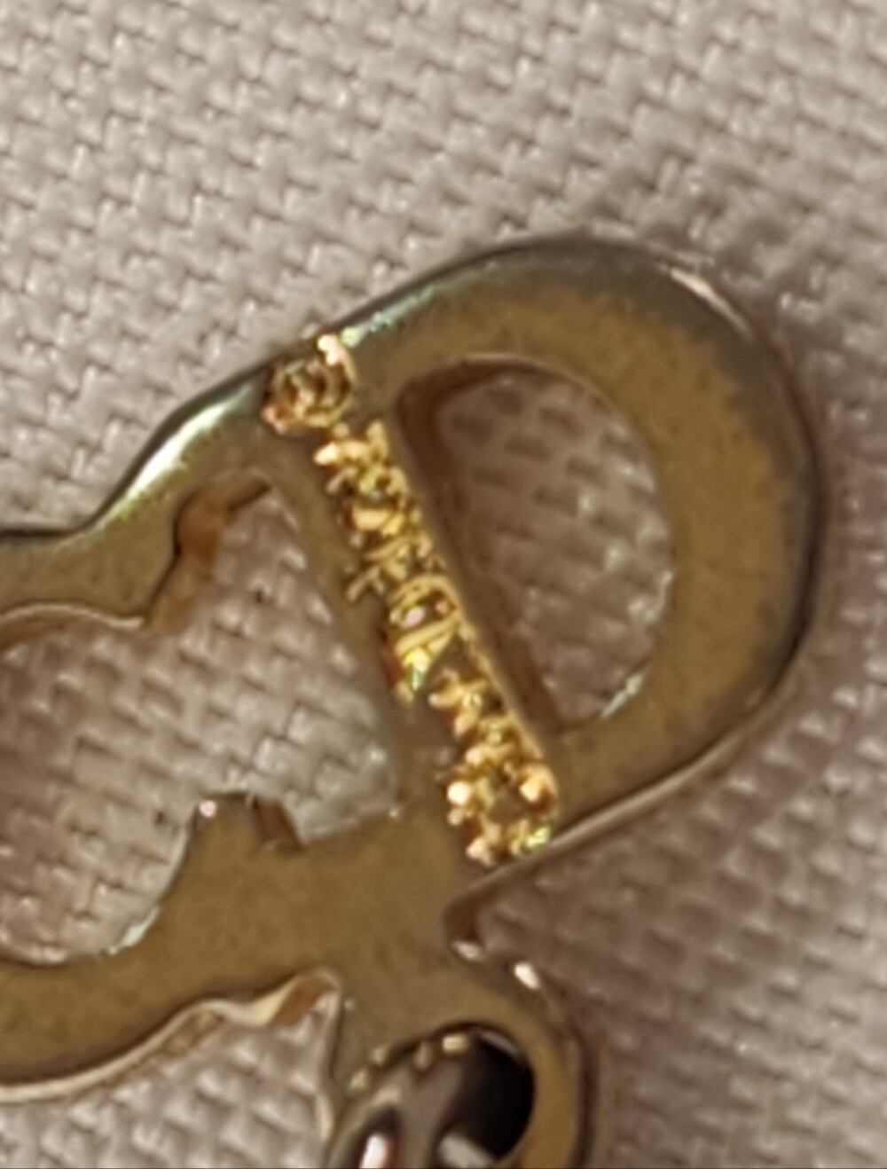 Authentic vintage Christian Dior CD Logo Round Twist Pendant Necklace - Picture 5 of 10
